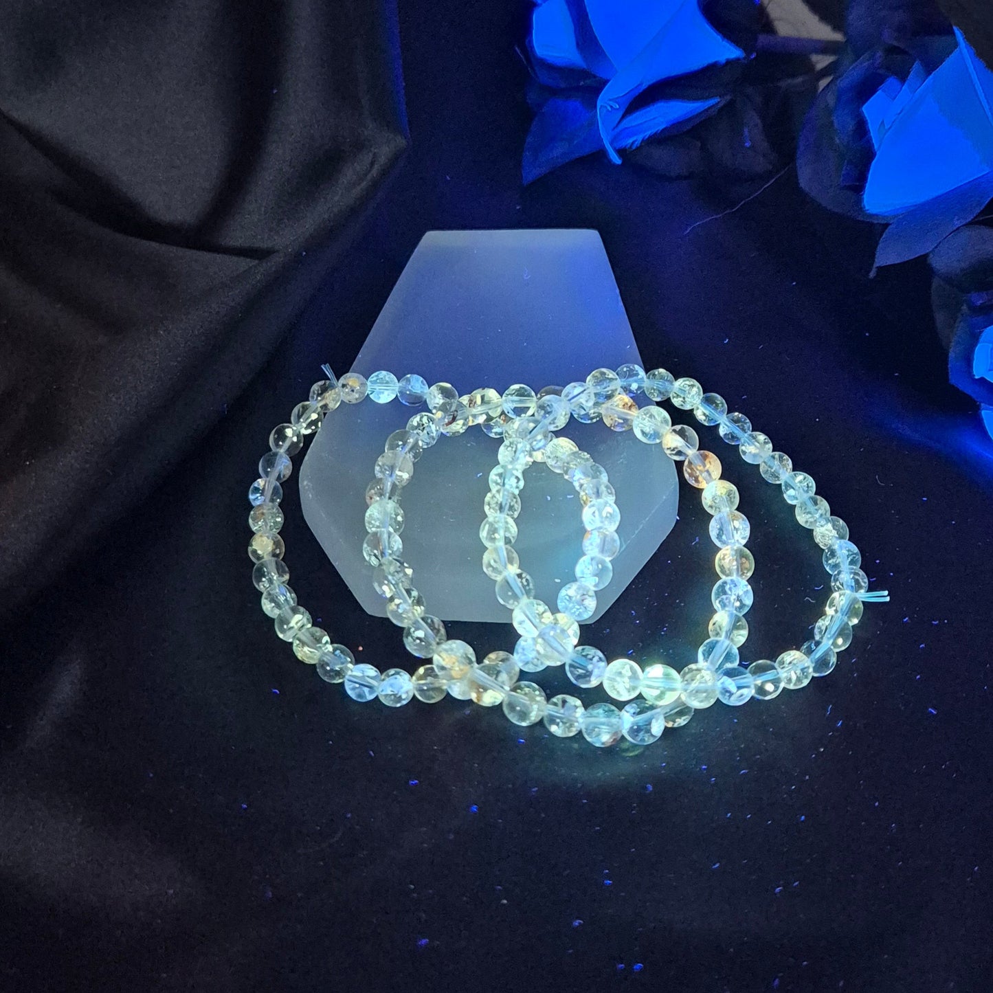 Petroleum quarts / Golden enhydro bracelet (rare)