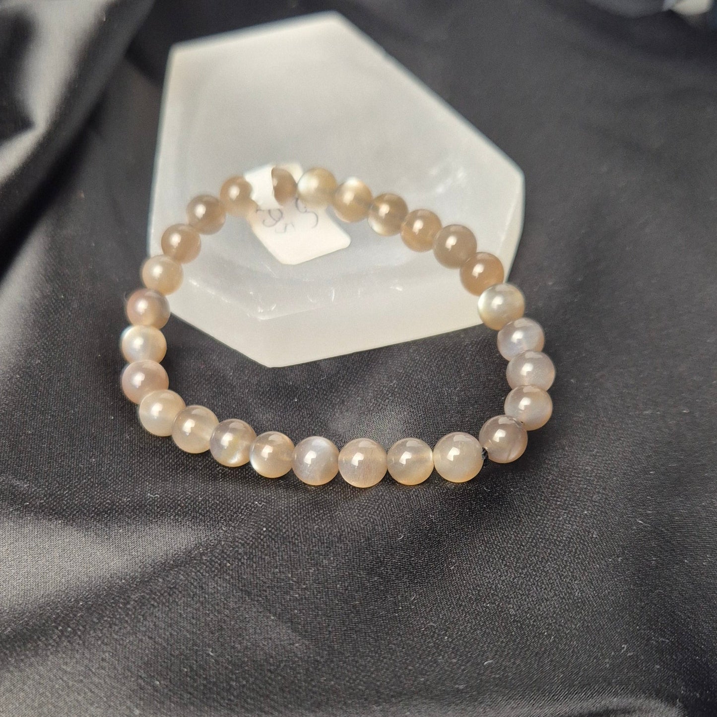 Beige moonstone bracelet