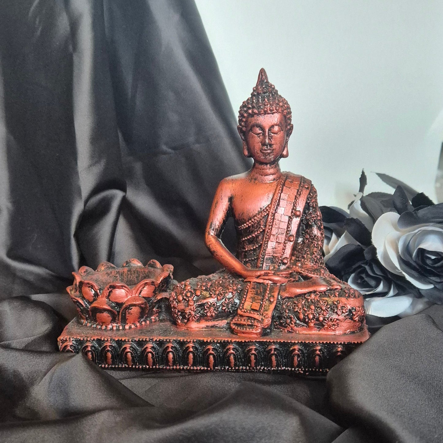 Sphere holder buddha bronze
