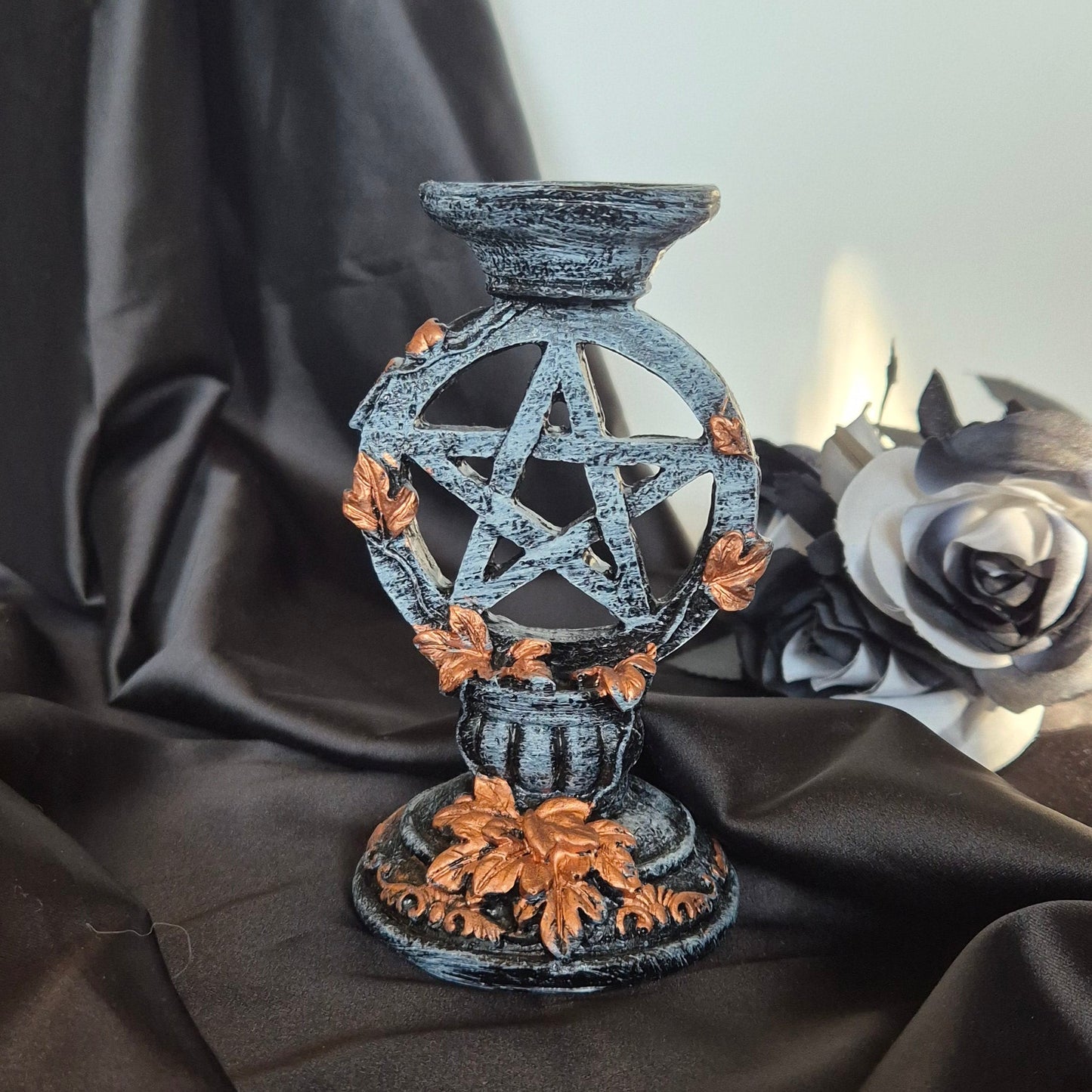 Sphere holder pentagram grey / bronze