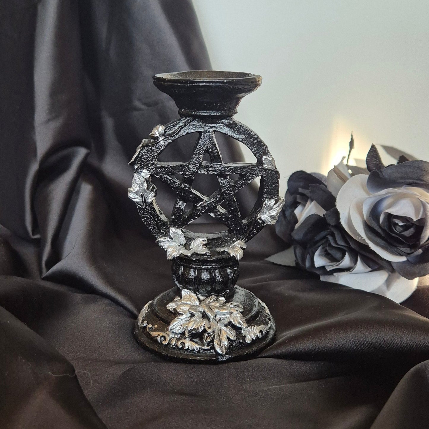 Sphere holder pentagram black/silver