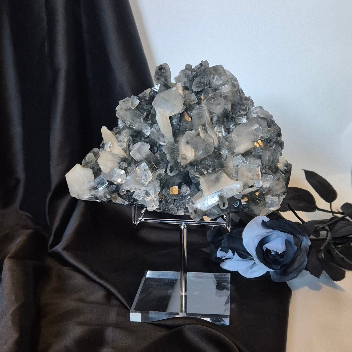 Specimen stand big silver