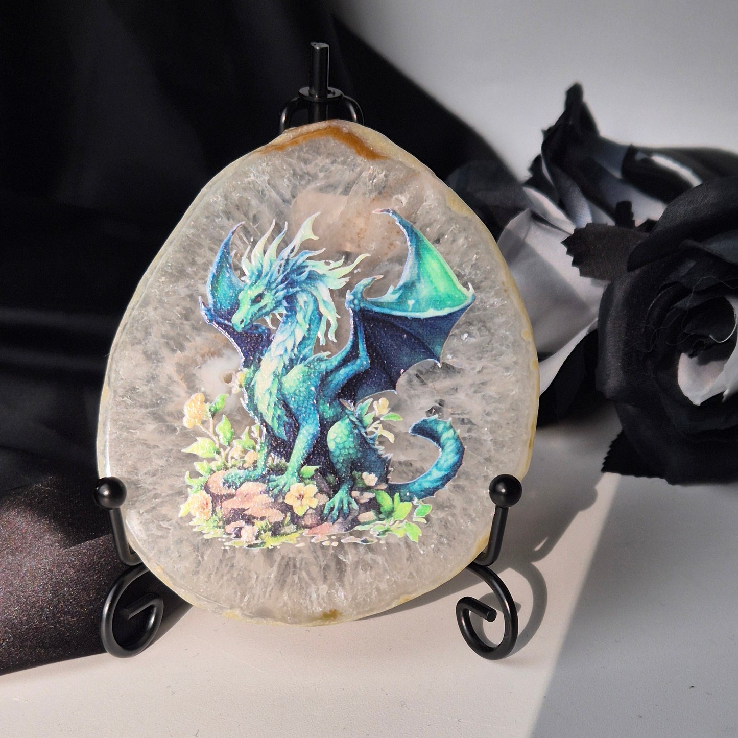 Agate slice dragon