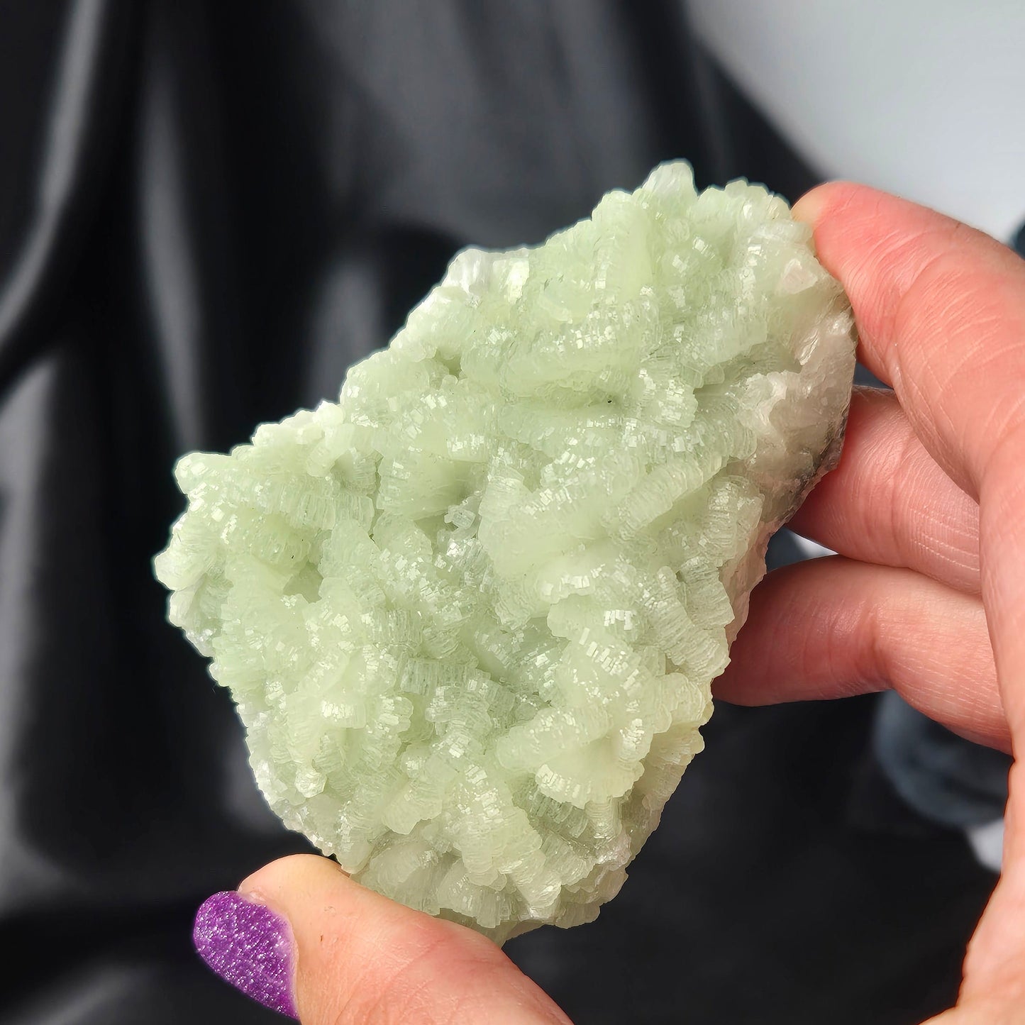 Prehnite flower 3