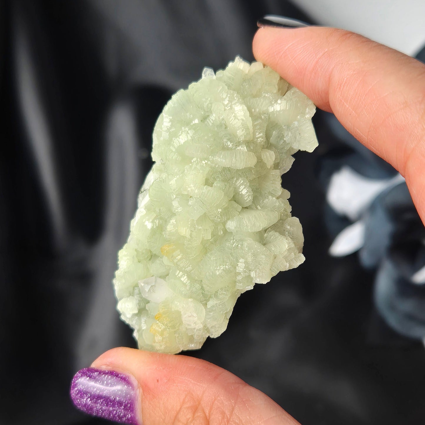 Prehnite flower 8