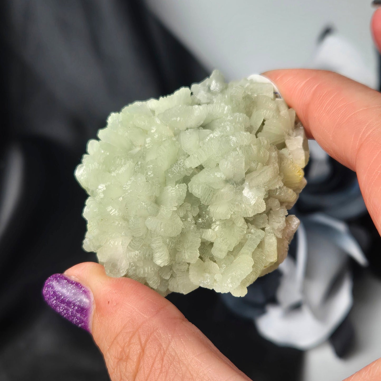 Prehnite flower 14