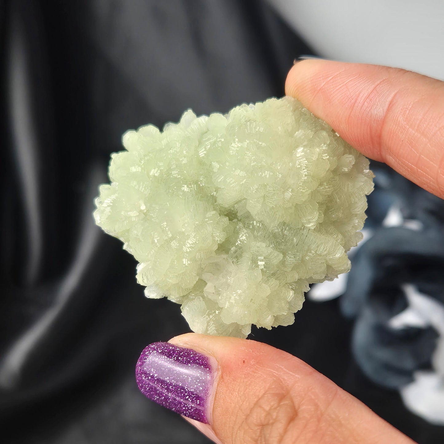 Prehnite flower 15