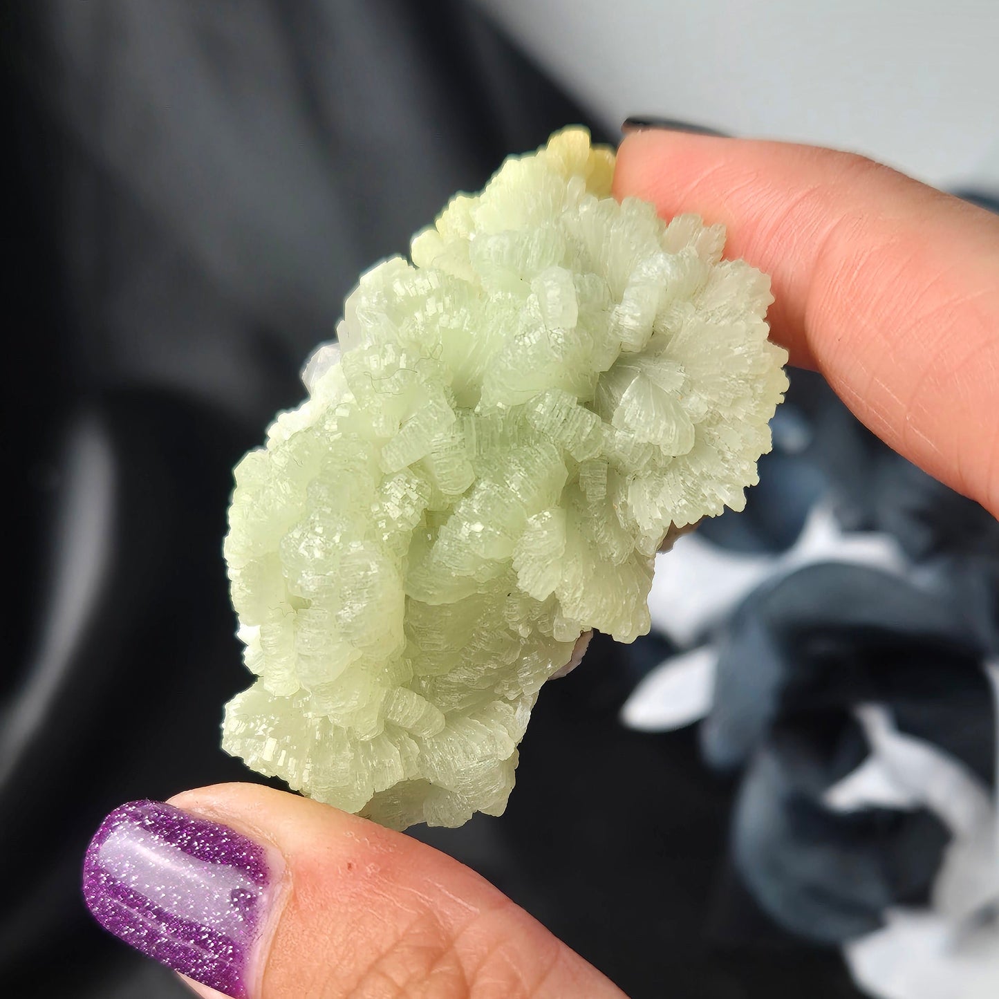 Prehnite flower 17