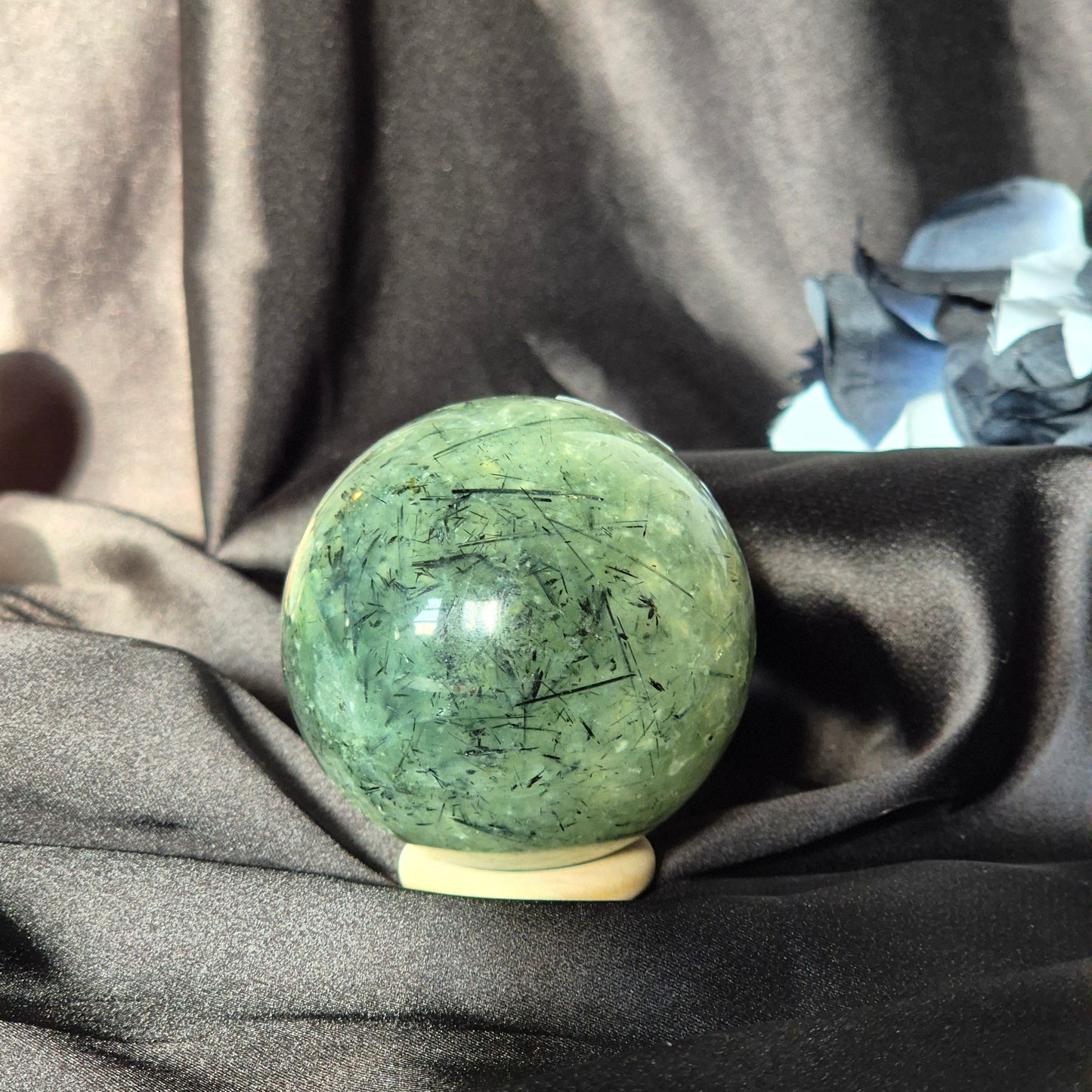 Prehnite sphere 3