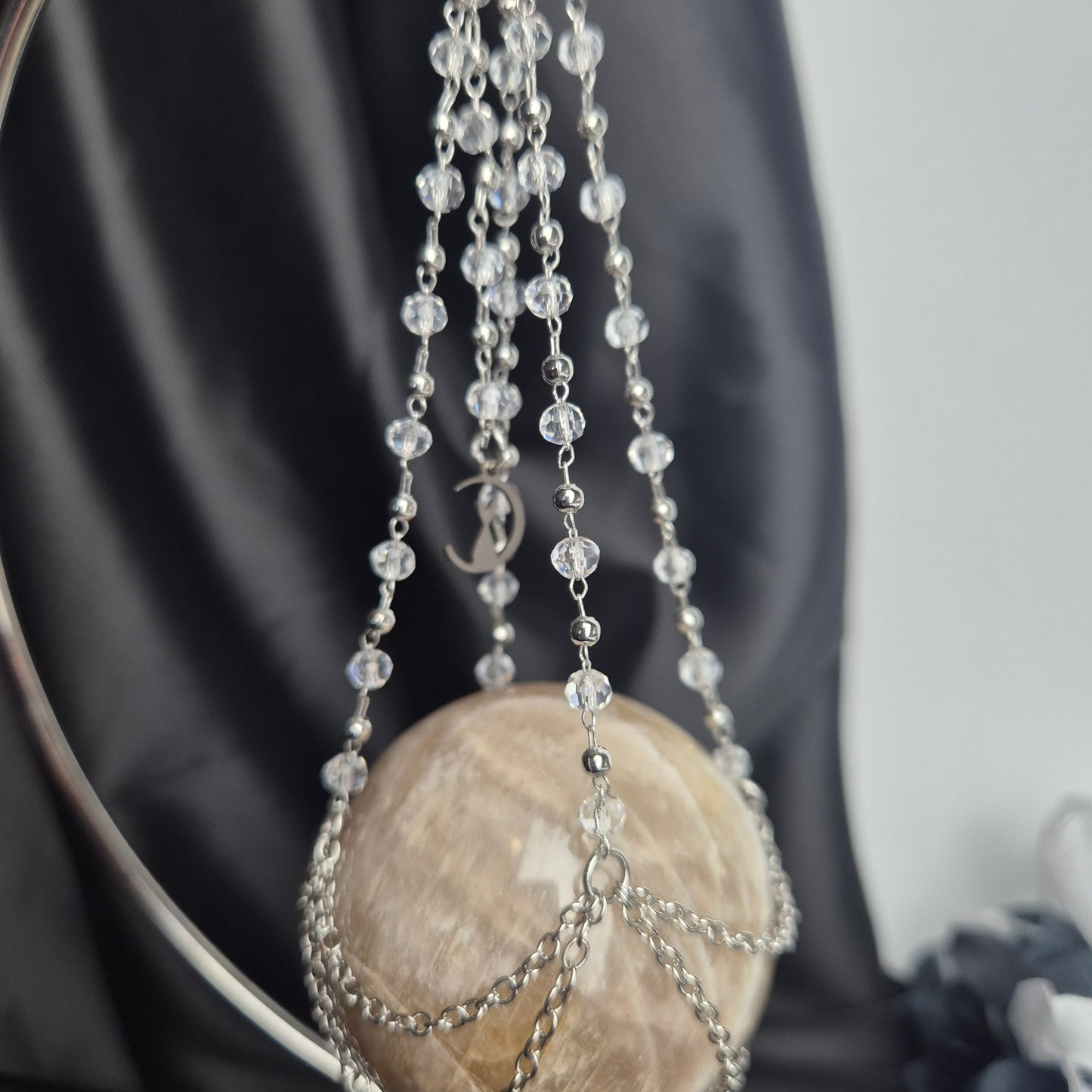 Sphere holder net silver