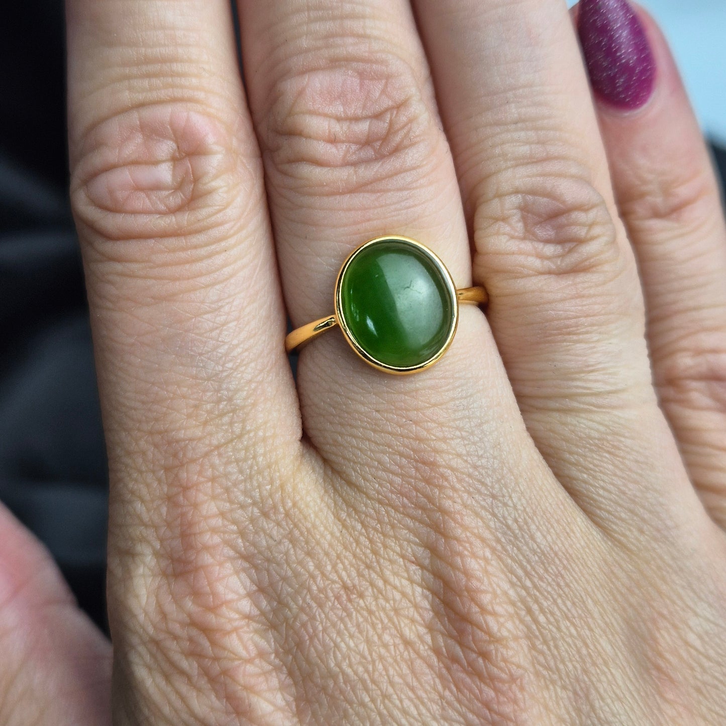 Green jadeite ring gold