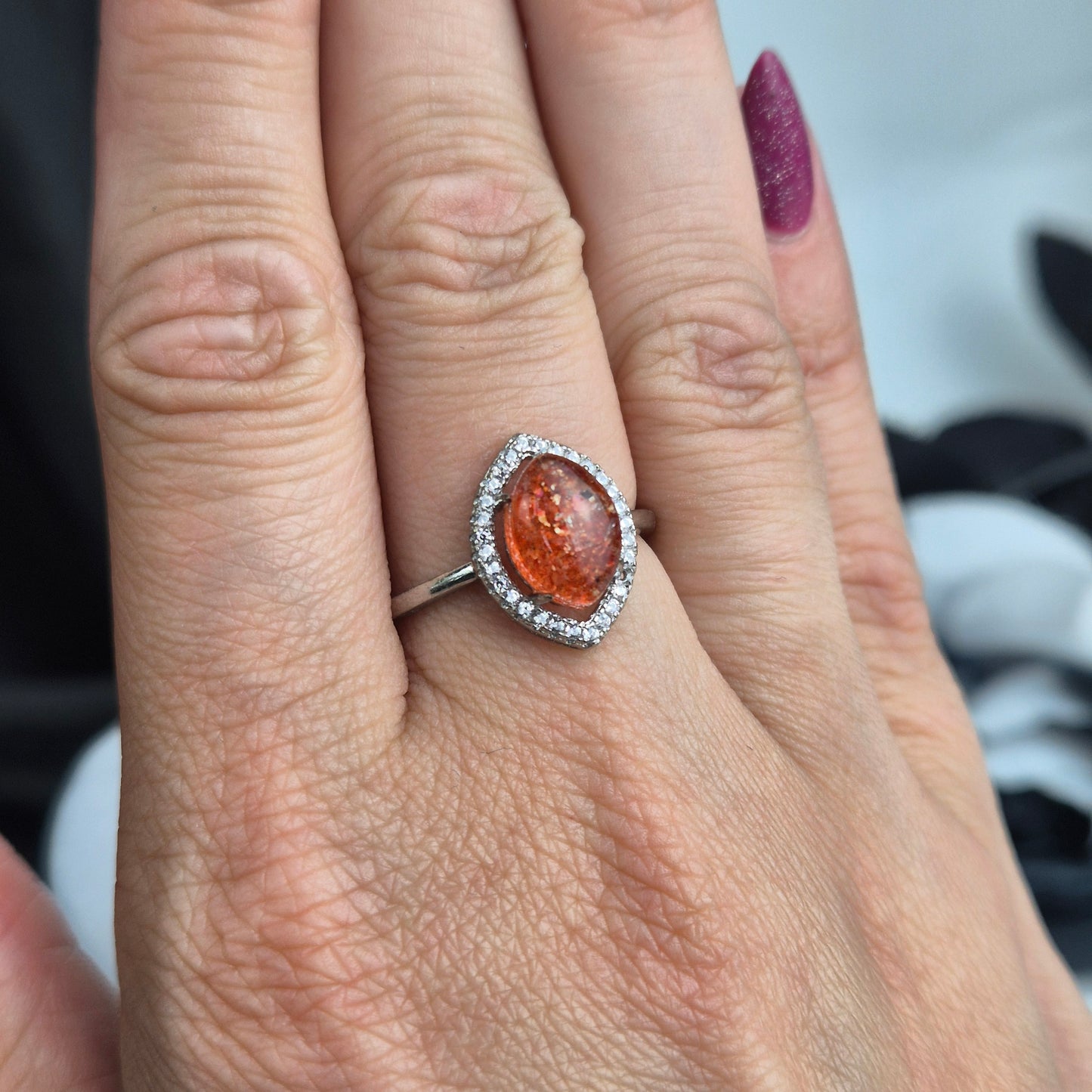 Sunstone ring eye 3