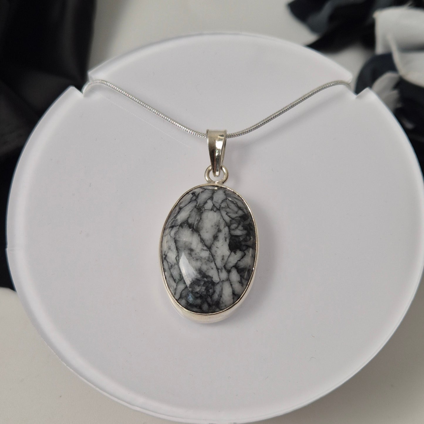 Pinolite necklace 4