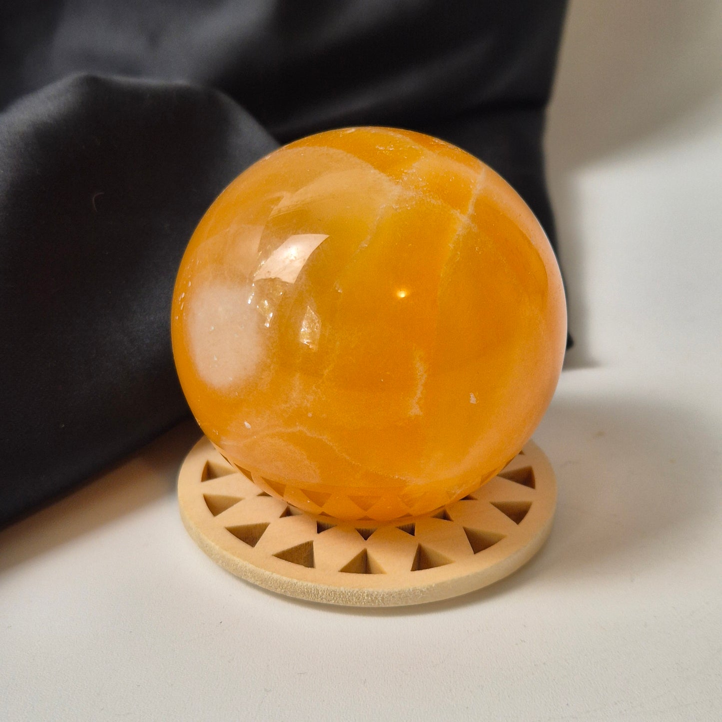 Yellow calcite sphere 4
