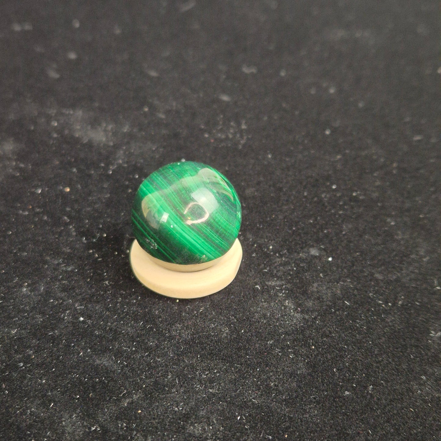 Velvet malachite sphere 2