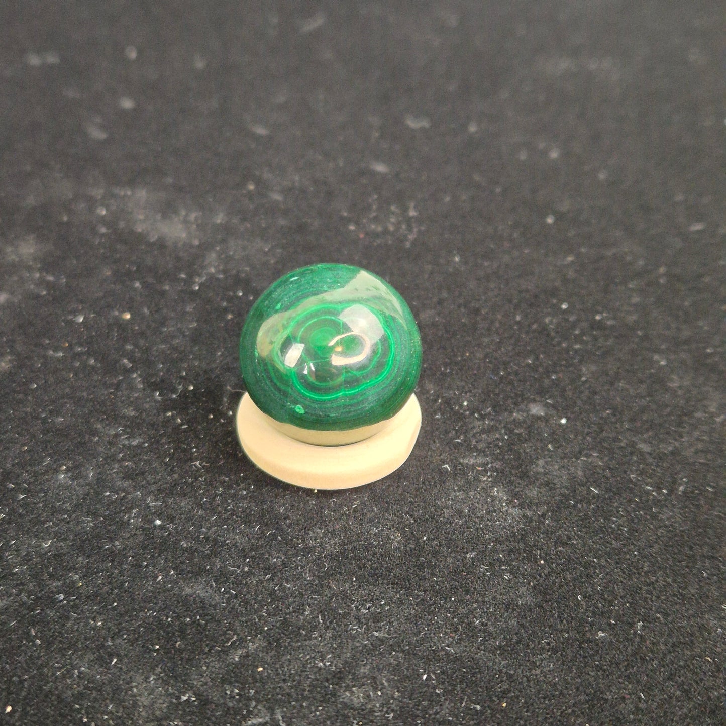 Velvet malachite sphere 2