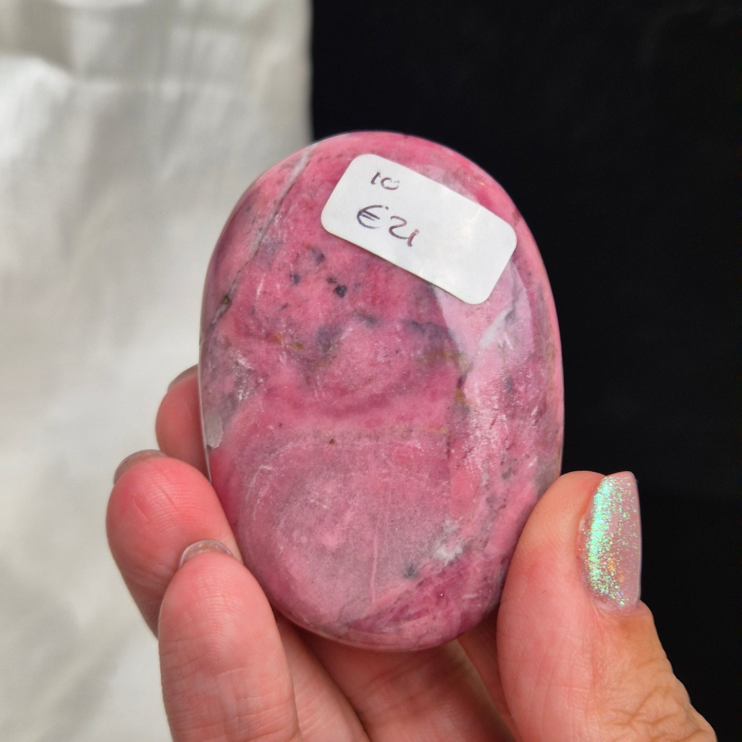 Bubblegum pink rhodonite palmstone 10 (peru)
