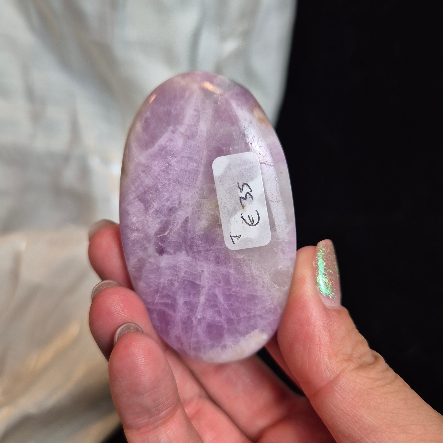 Kunzite palmstone 7