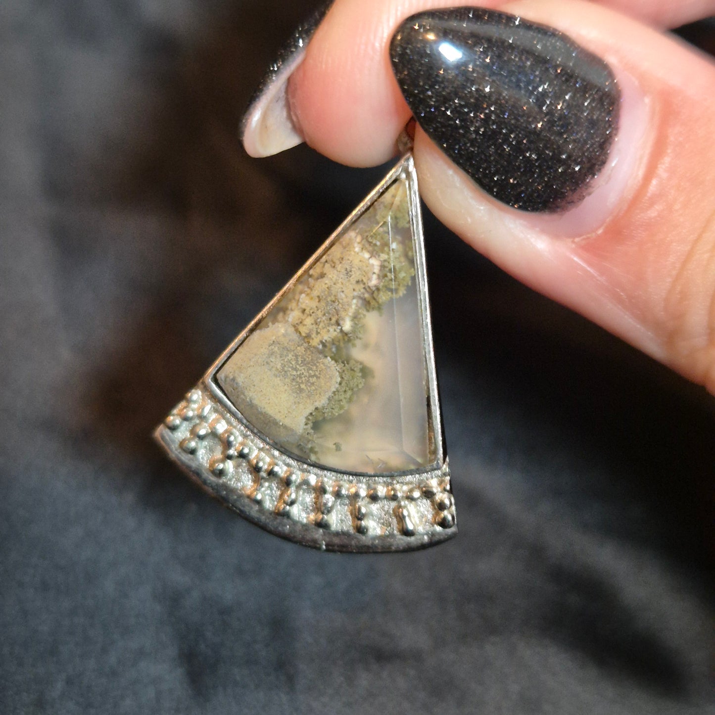 Indonesian moss agate pendant 3