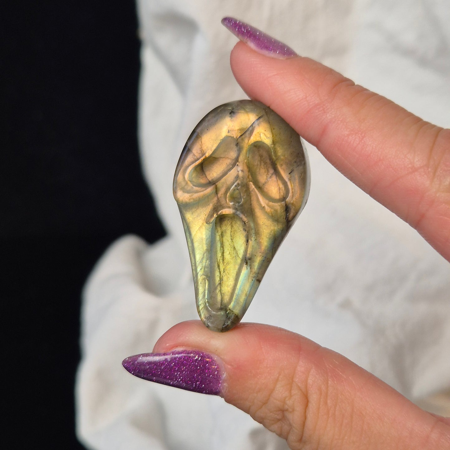 Labradorite scream face
