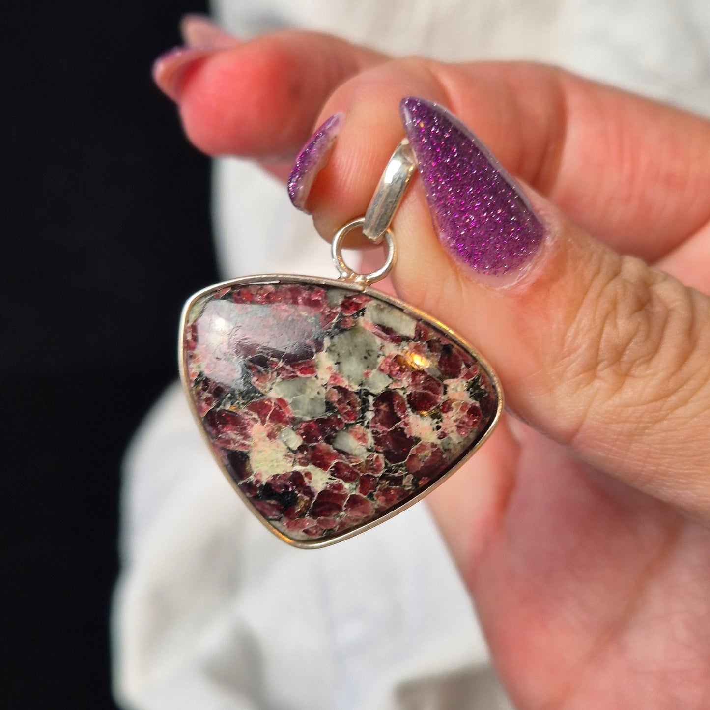 Norwegian eudialye pentant 1