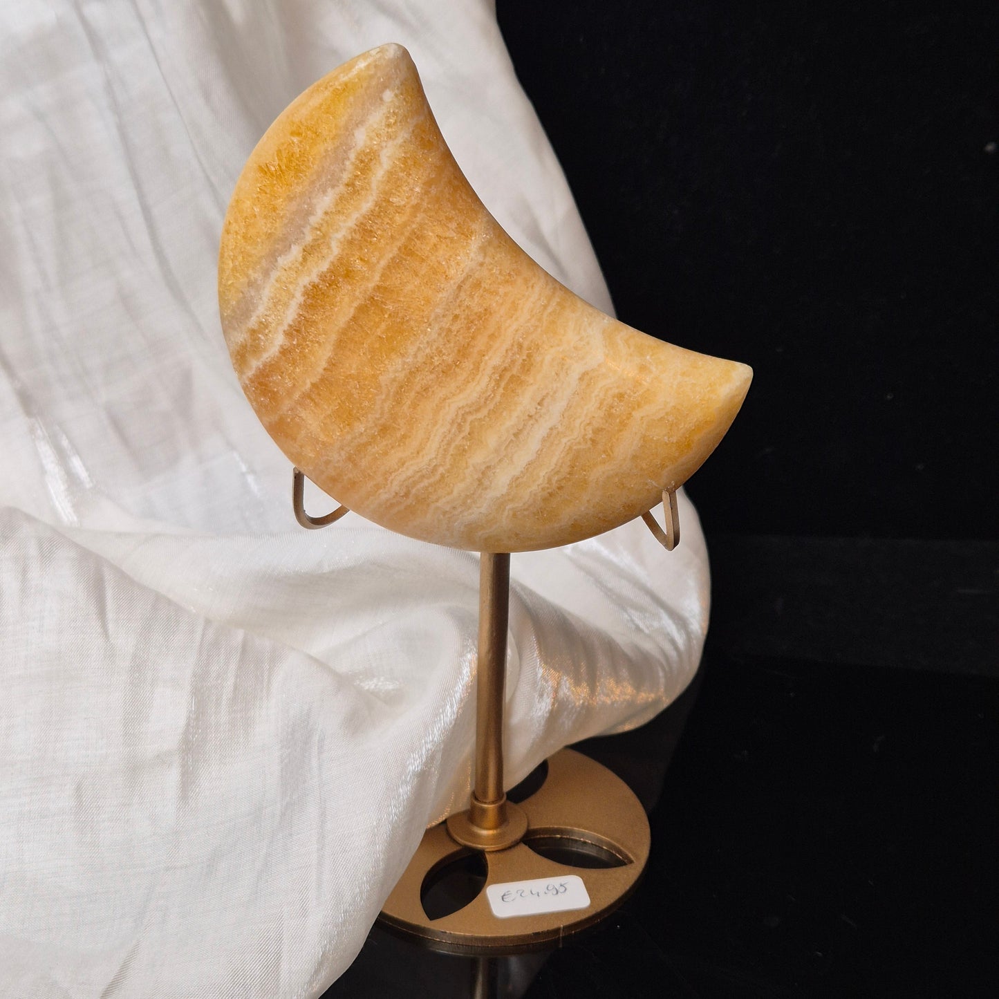 Yellow calcite moon 1