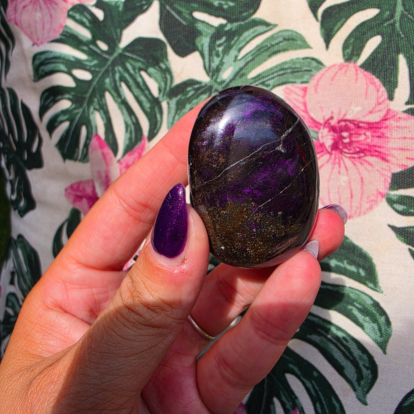 Purpurite palmstone 11