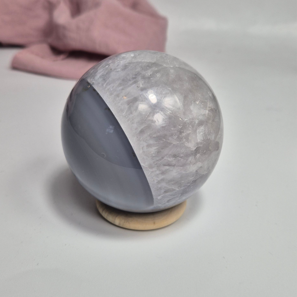 Blue agate / quarts sphere 4