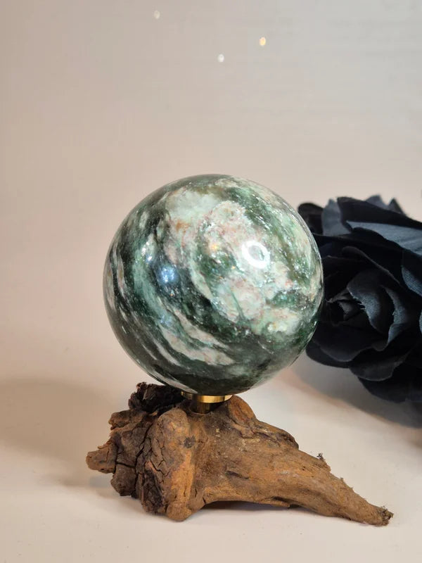 Driftwood sphere holder 11