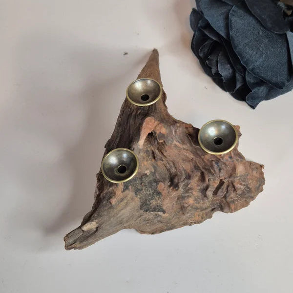 Driftwood sphere holder 17