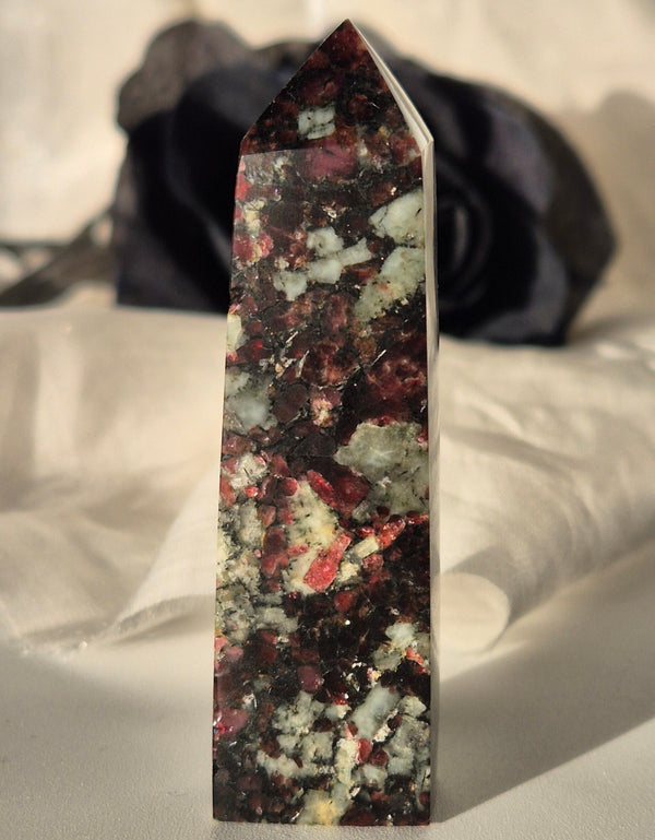 Norwegian Eudialyte tower 7