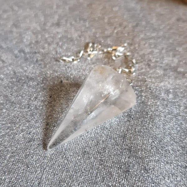 Pendulum clear quarts