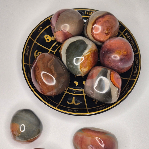 Polychrome jaspis tumble