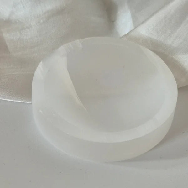 Selenite sphere holder / mini dish