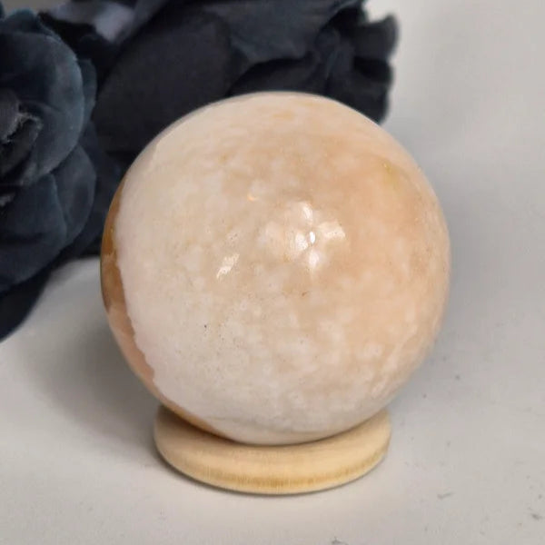 Stilbite / scolecite sphere 2