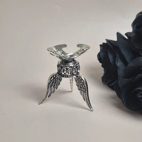 Spinning sphere stand wings silver