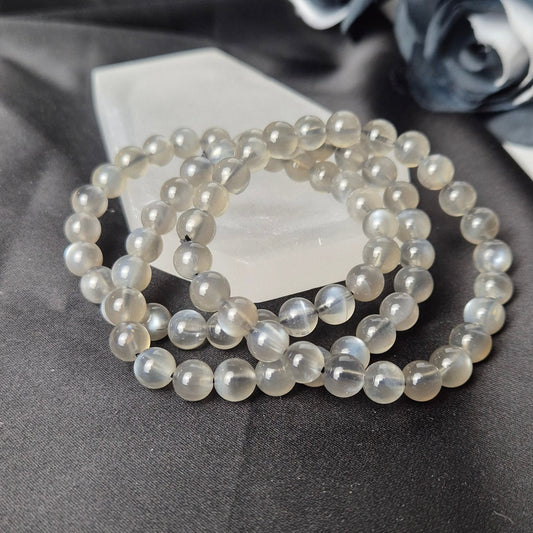 Light grey moonstone bracelet