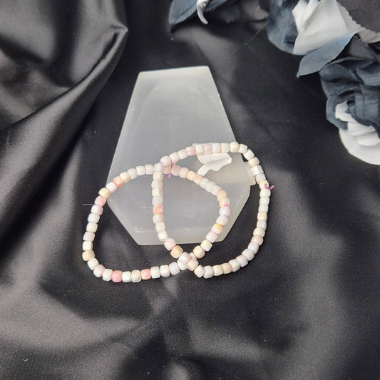 Queen conch facet bracelet
