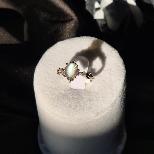Labradorite ring "Fems" silver 1