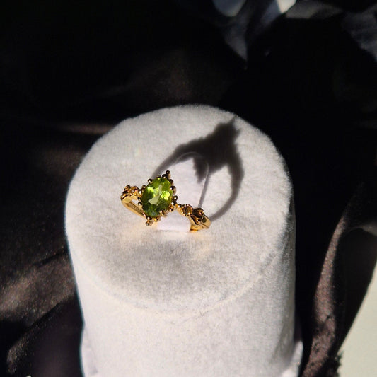 Peridot ring "Fems" goldplated