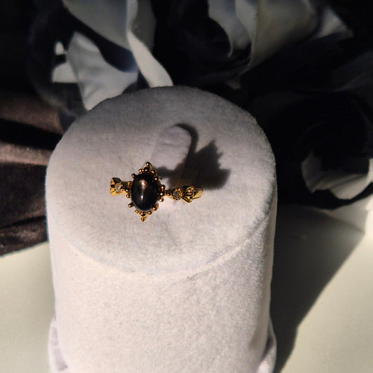 Hypersthene ring "Fems" goldplated 1