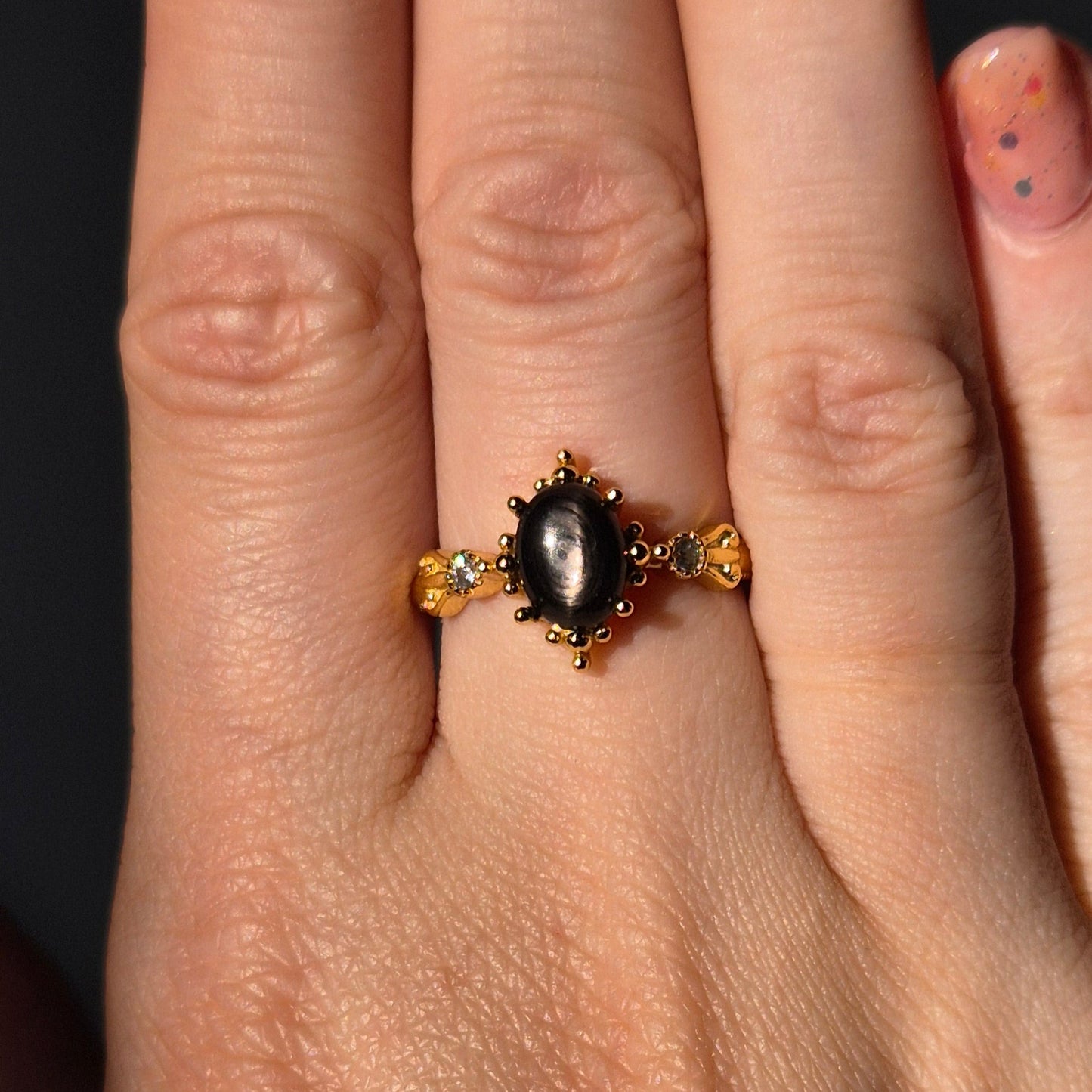 Hypersthene ring "Fems" goldplated 2