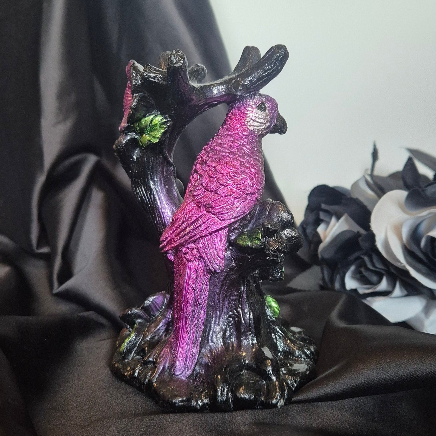 Sphere holder bird black / purple
