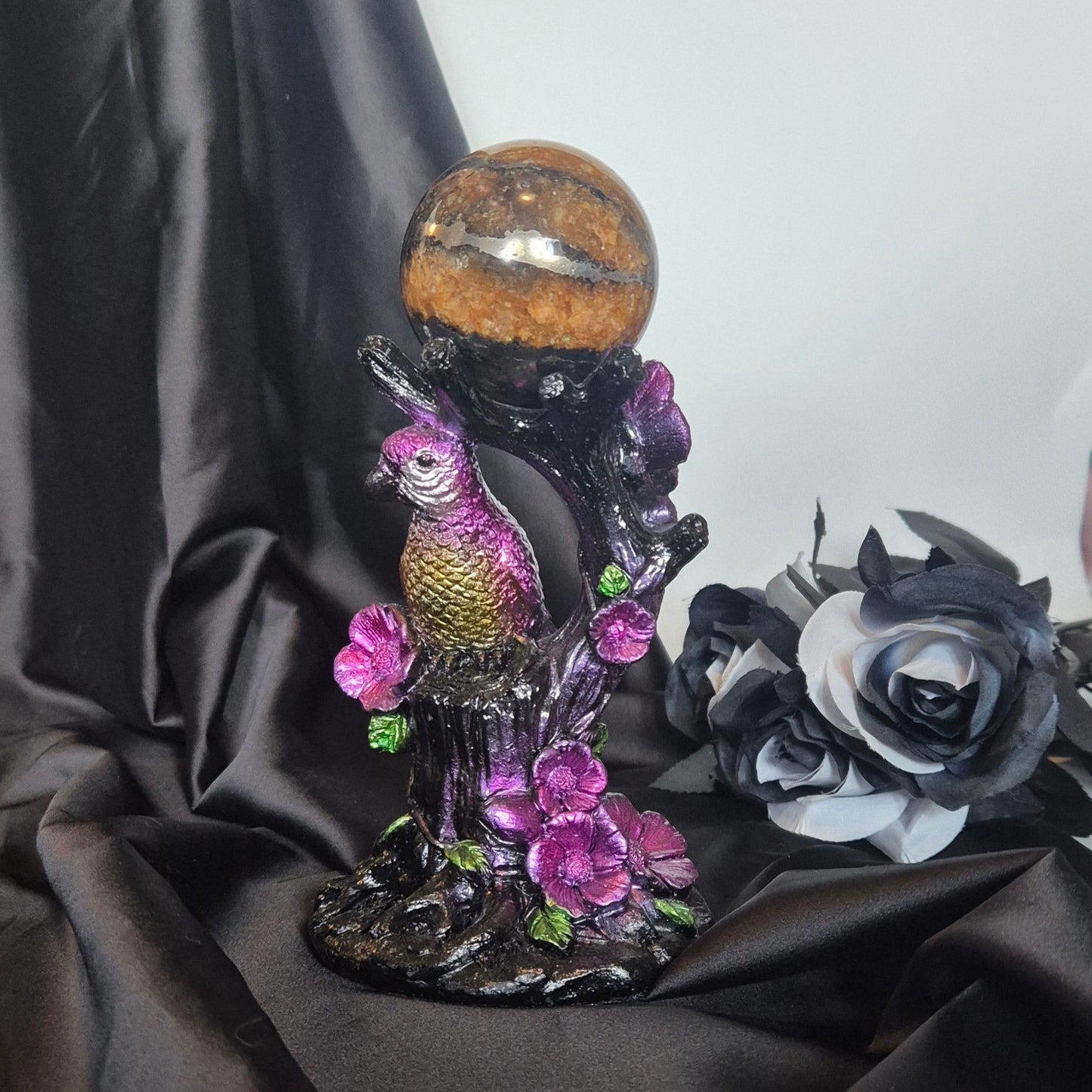 Sphere holder bird black / purple