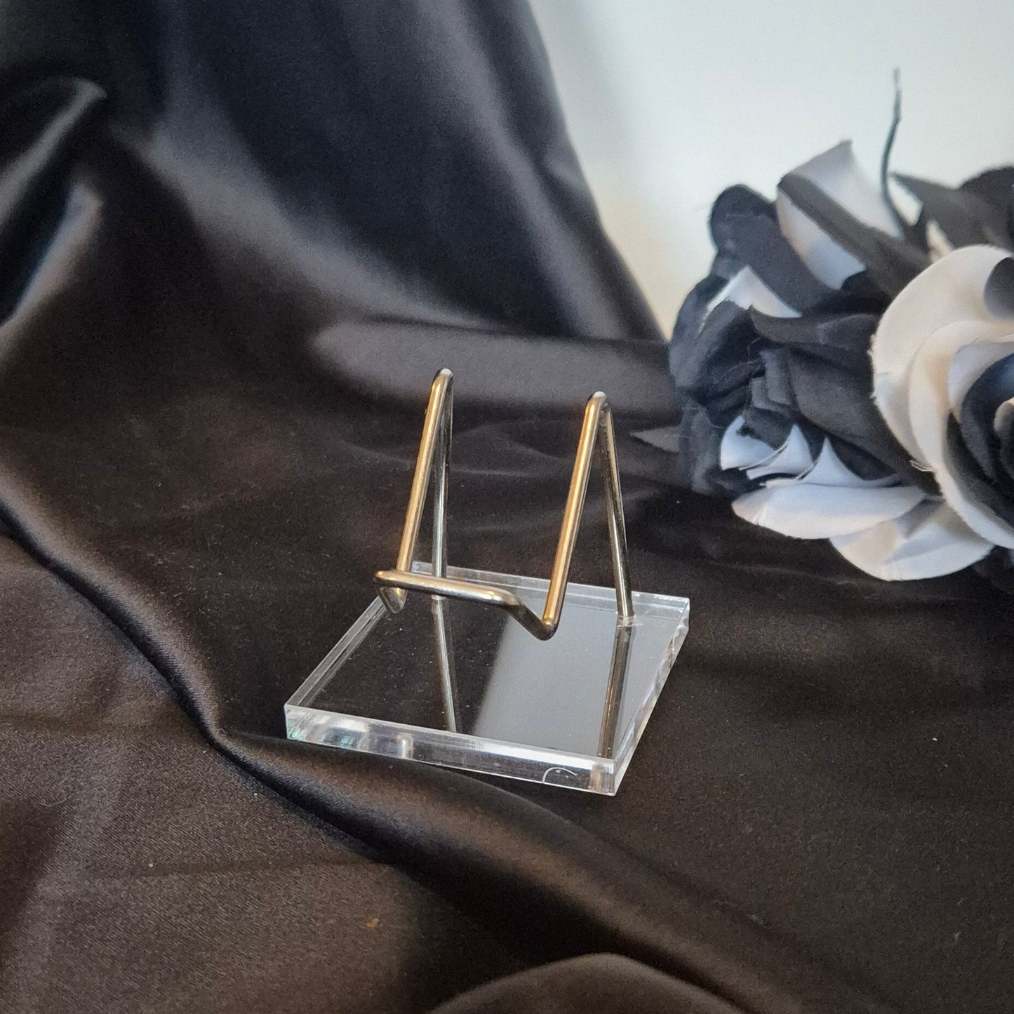Slab stand silver small