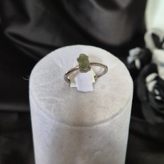 Moldavite ring silver 1