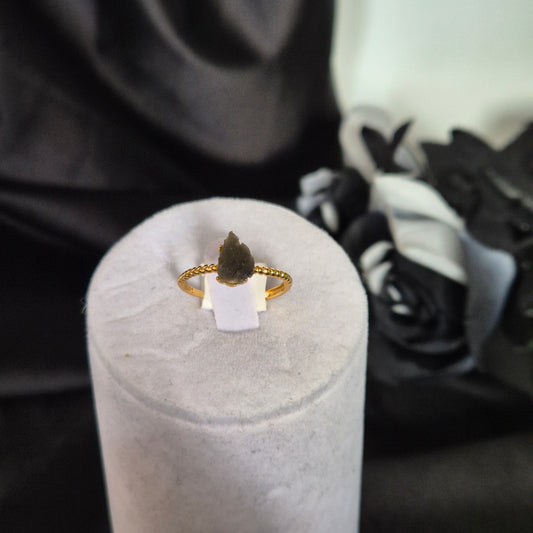 Moldavite ring gold 3