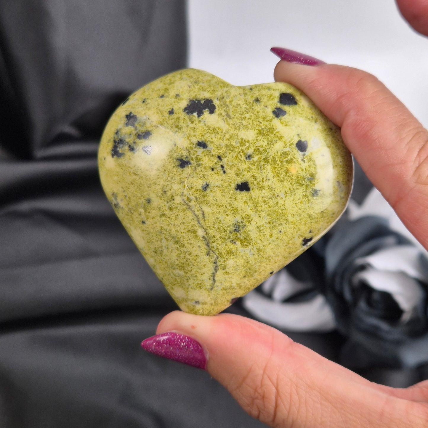 Lizardite heart 9