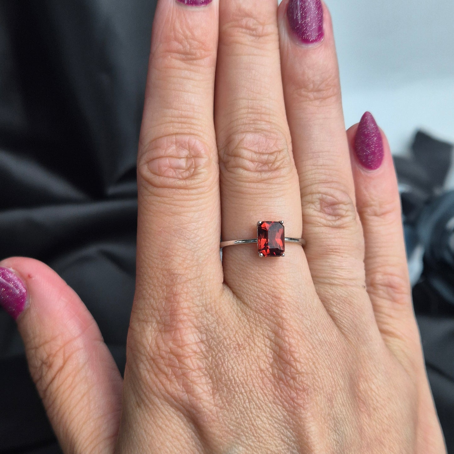 Garnet ring rectangle "big"