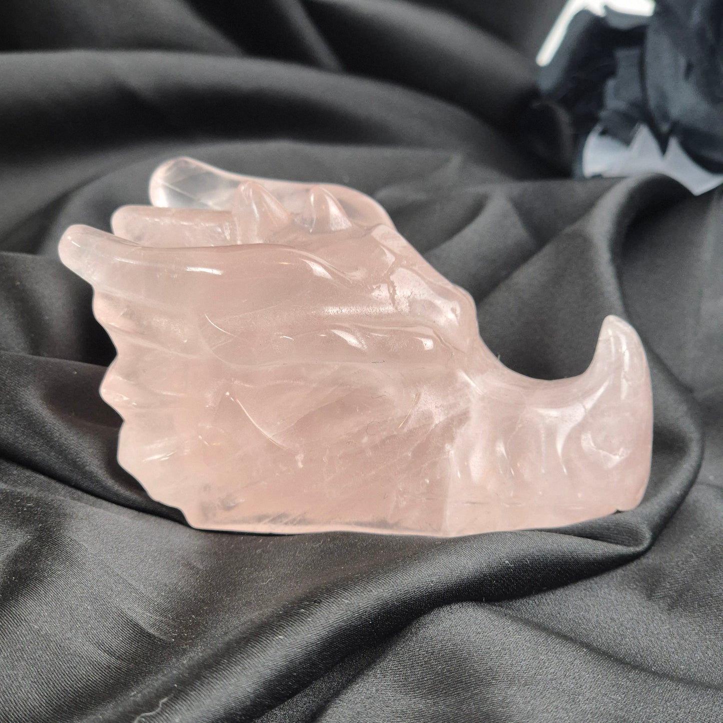 Rosequarts dragonhead